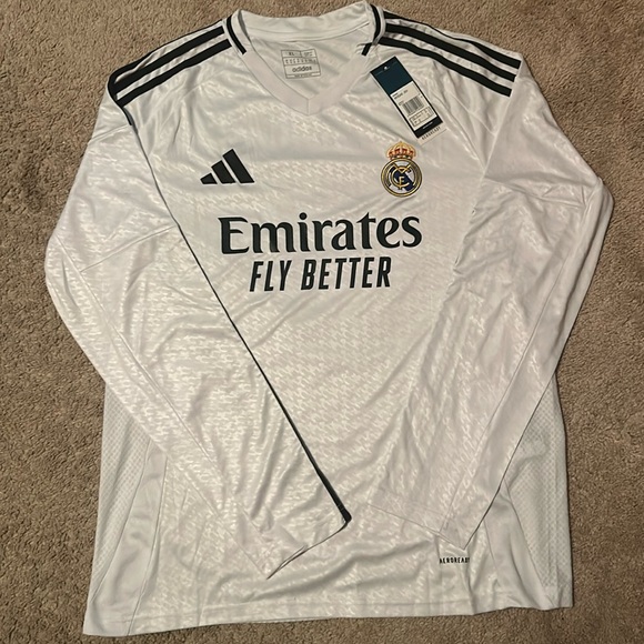 Real Madrid #5 Jude Bellingham Jersey 2024 Home Jersey - Picture 2 of 5